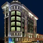 Ramada Plaza By Wyndham