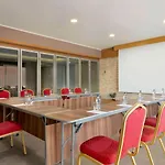 Ramada Plaza By Wyndham