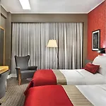 Ramada Plaza By Wyndham Hotell