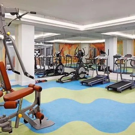 Otel Ramada Plaza By Wyndham 5*