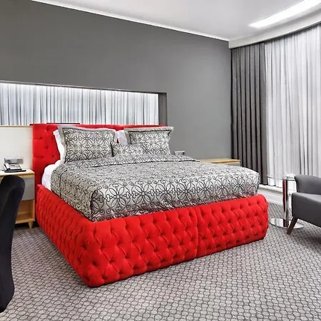 Ramada Plaza By Wyndham