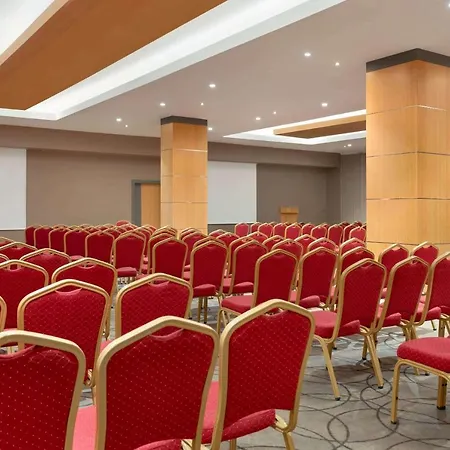 Ramada Plaza By Wyndham Otel