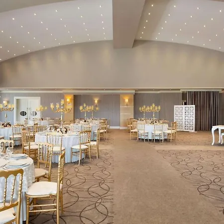 Ramada Plaza By Wyndham Otel