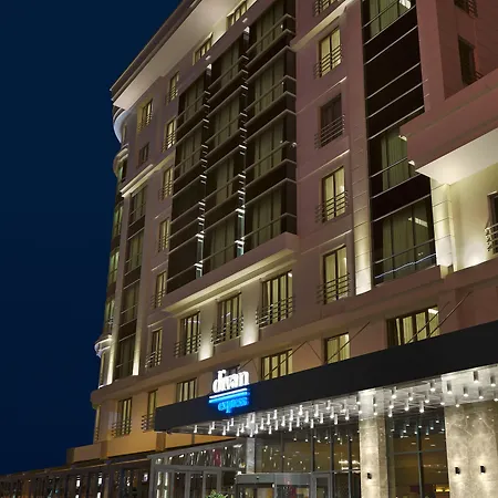 Ramada Plaza By Wyndham Otel 5*