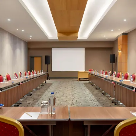 Ramada Plaza By Wyndham 5* Eskişehir