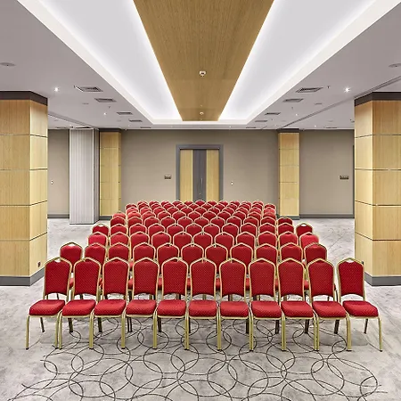 Hotel Ramada Plaza By Wyndham