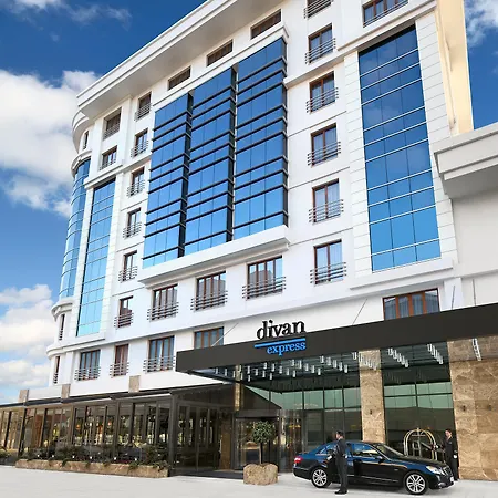 Ramada Plaza By Wyndham Otel 5*