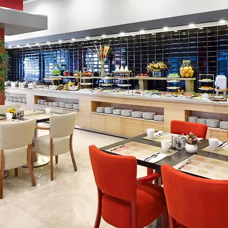 Ramada Plaza By Wyndham 5* Eskişehir