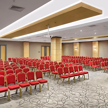 Ramada Plaza By Wyndham