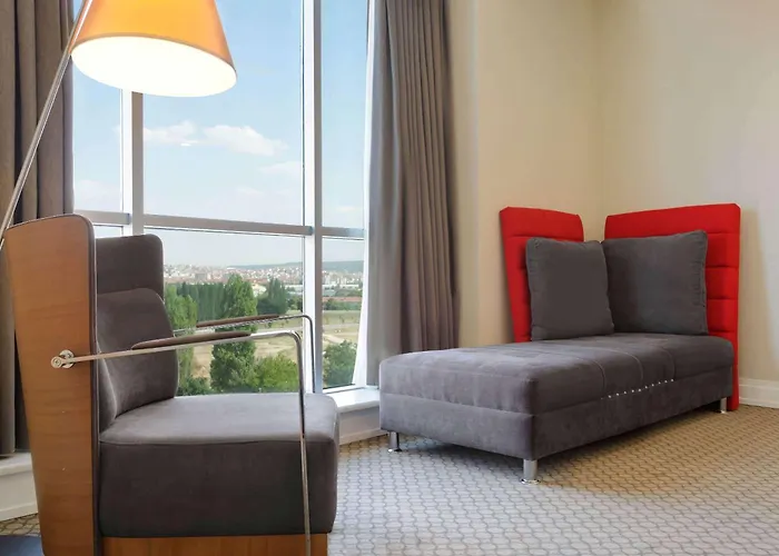 Ramada Plaza By Wyndham 5*