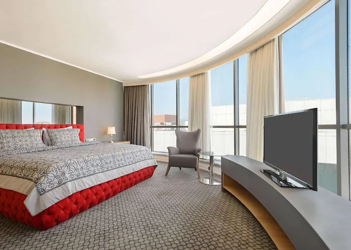 Ramada Plaza By Wyndham 5* Eskişehir