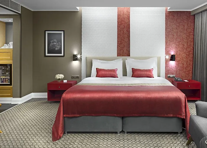 Hotel Ramada Plaza By Wyndham