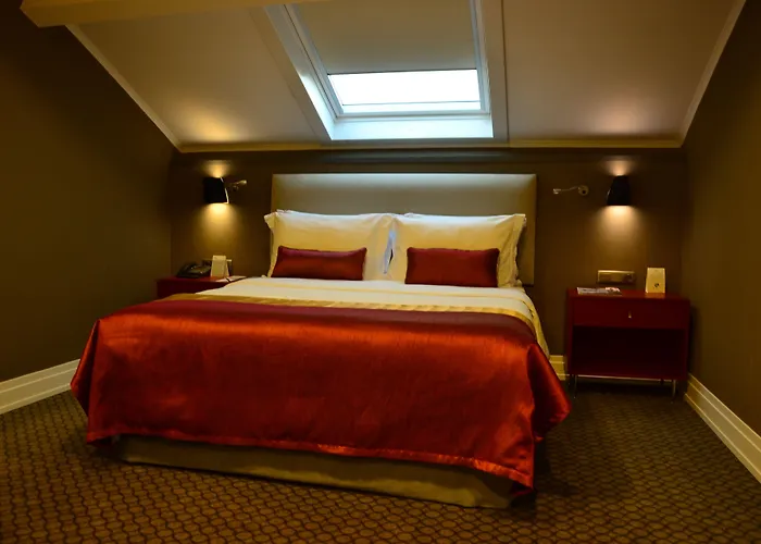 Ramada Plaza By Wyndham