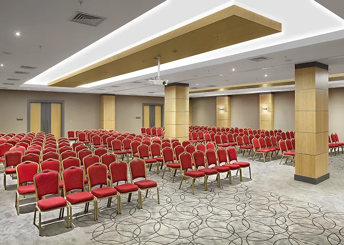 Ramada Plaza By Wyndham 5* Eskişehir